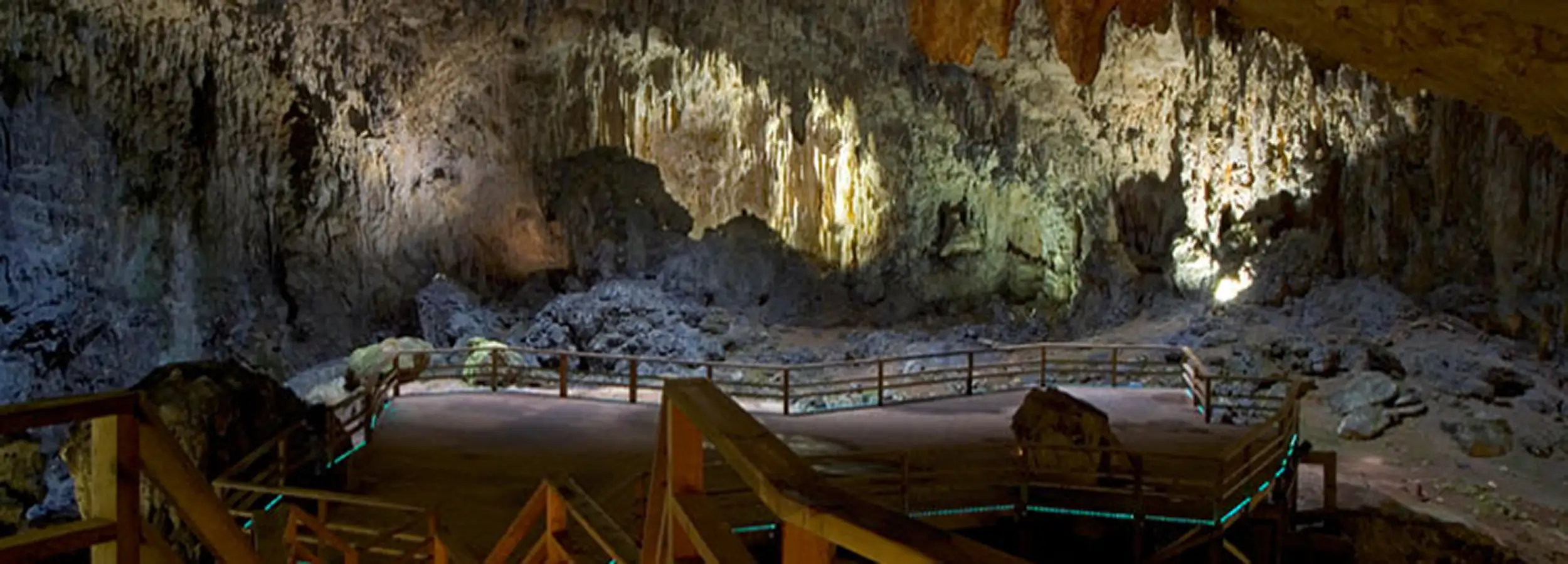 Cueva Tito