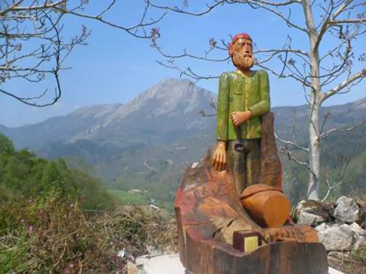 Ruta Senderista de el Camín Encantáu