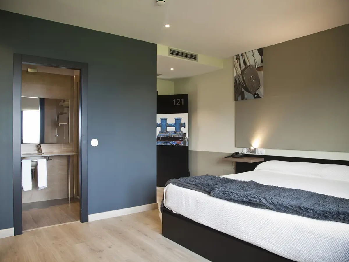 habitacion con vistas al mar llanes (34)