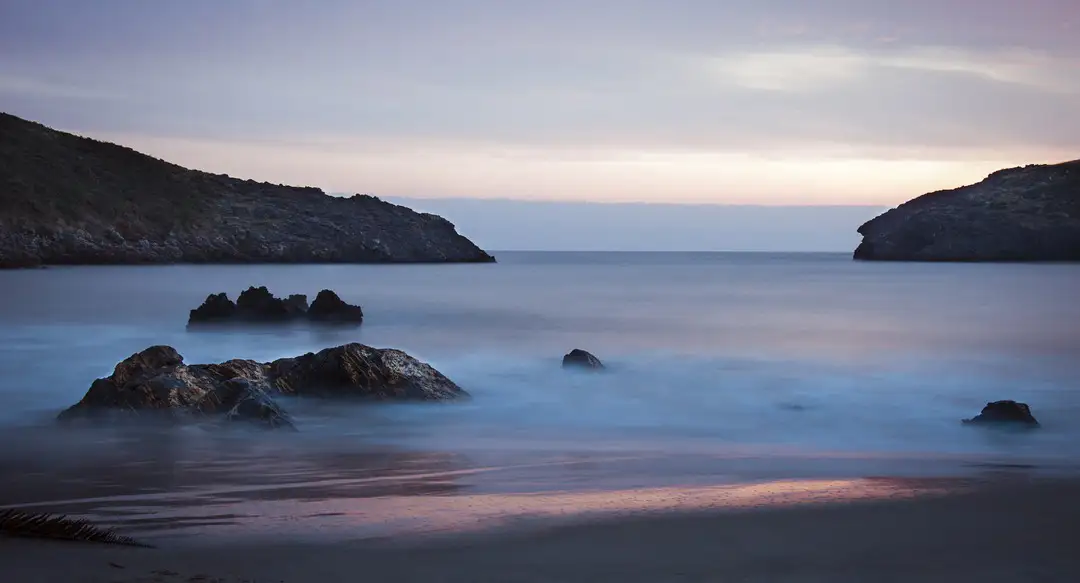 playa de barro atardecer